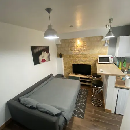 Apartment Cosy T3 In Montmartre Paris